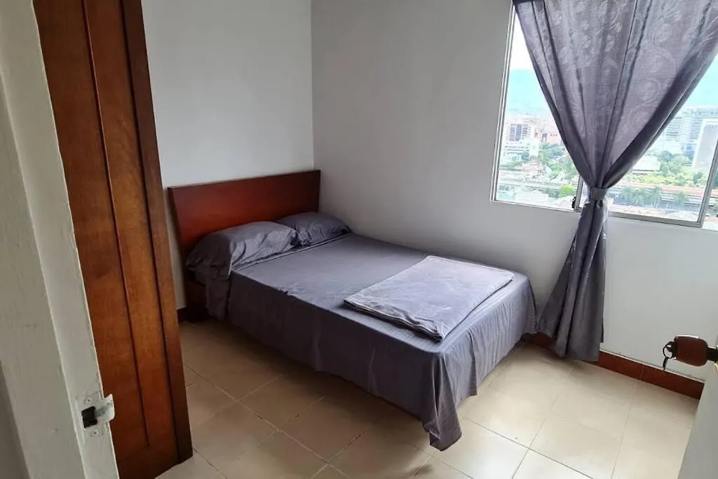 Hermoso Apartamento En Excelente Ubicacion. Apartman Medellín