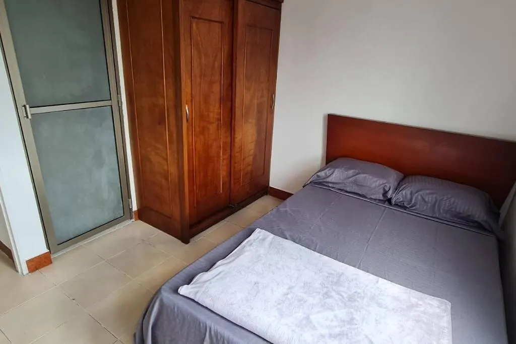 Hermoso Apartamento En Excelente Ubicacion. Apartman Medellín