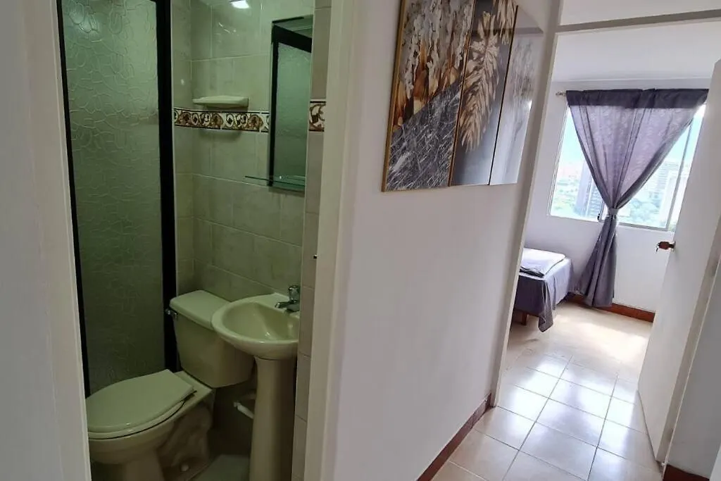 Hermoso Apartamento En Excelente Ubicacion. Apartman Medellín